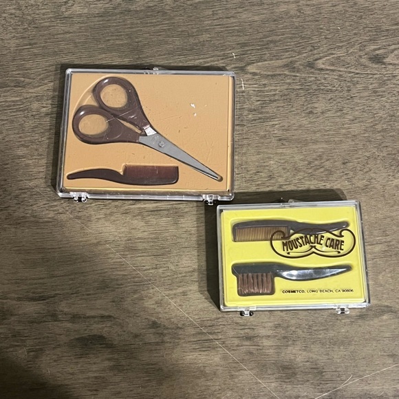 Moustache Grooming Kit with Brown Scissors - Picture 1 of 5